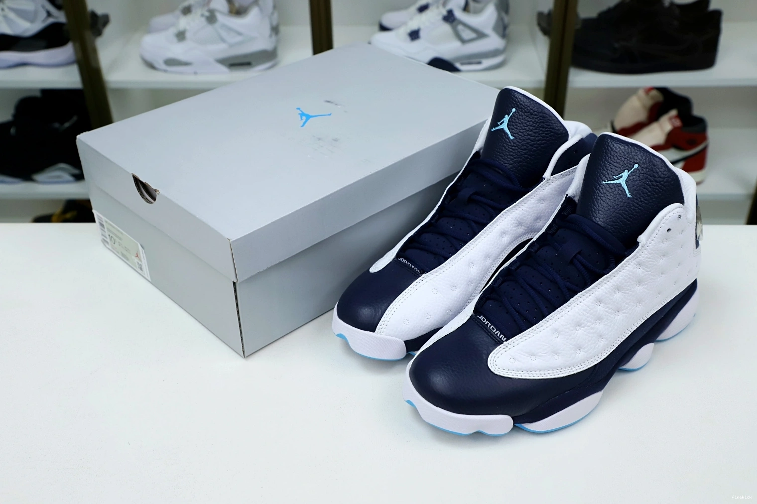 OBSIDIAN 13 RETRO BLUE JORDAN WHITE AIR POWDER 414571-144 0717